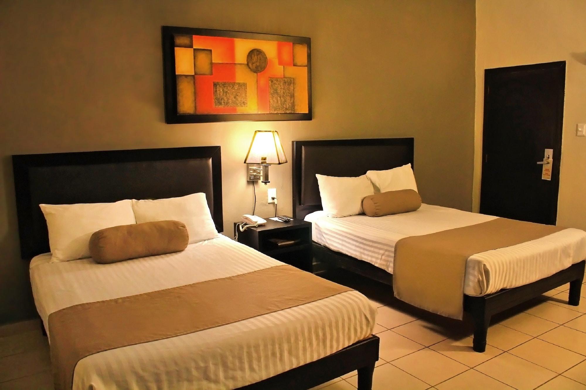 Hotel La Siesta Malecon Mazatlan Dış mekan fotoğraf