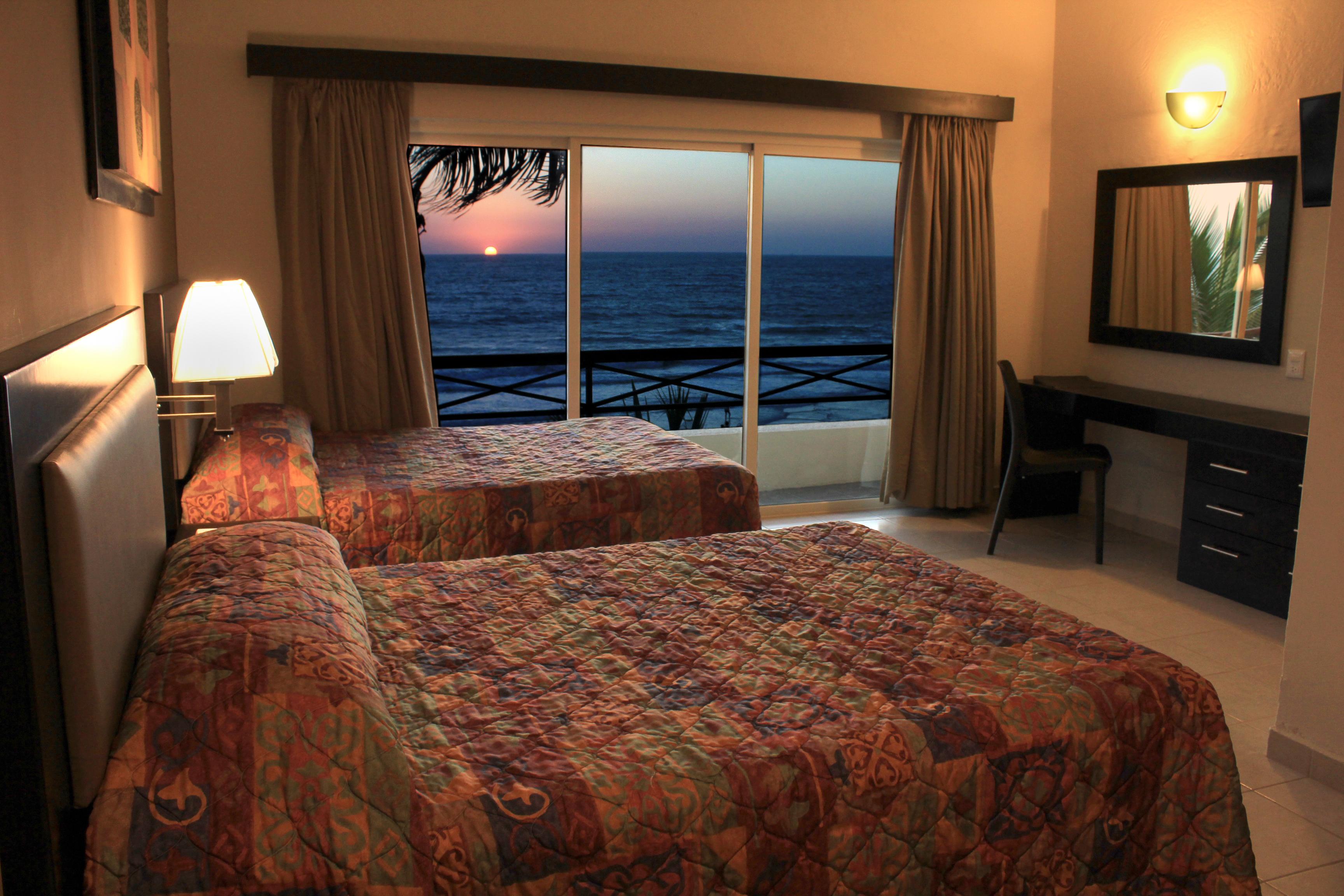 Hotel La Siesta Malecon Mazatlan Dış mekan fotoğraf