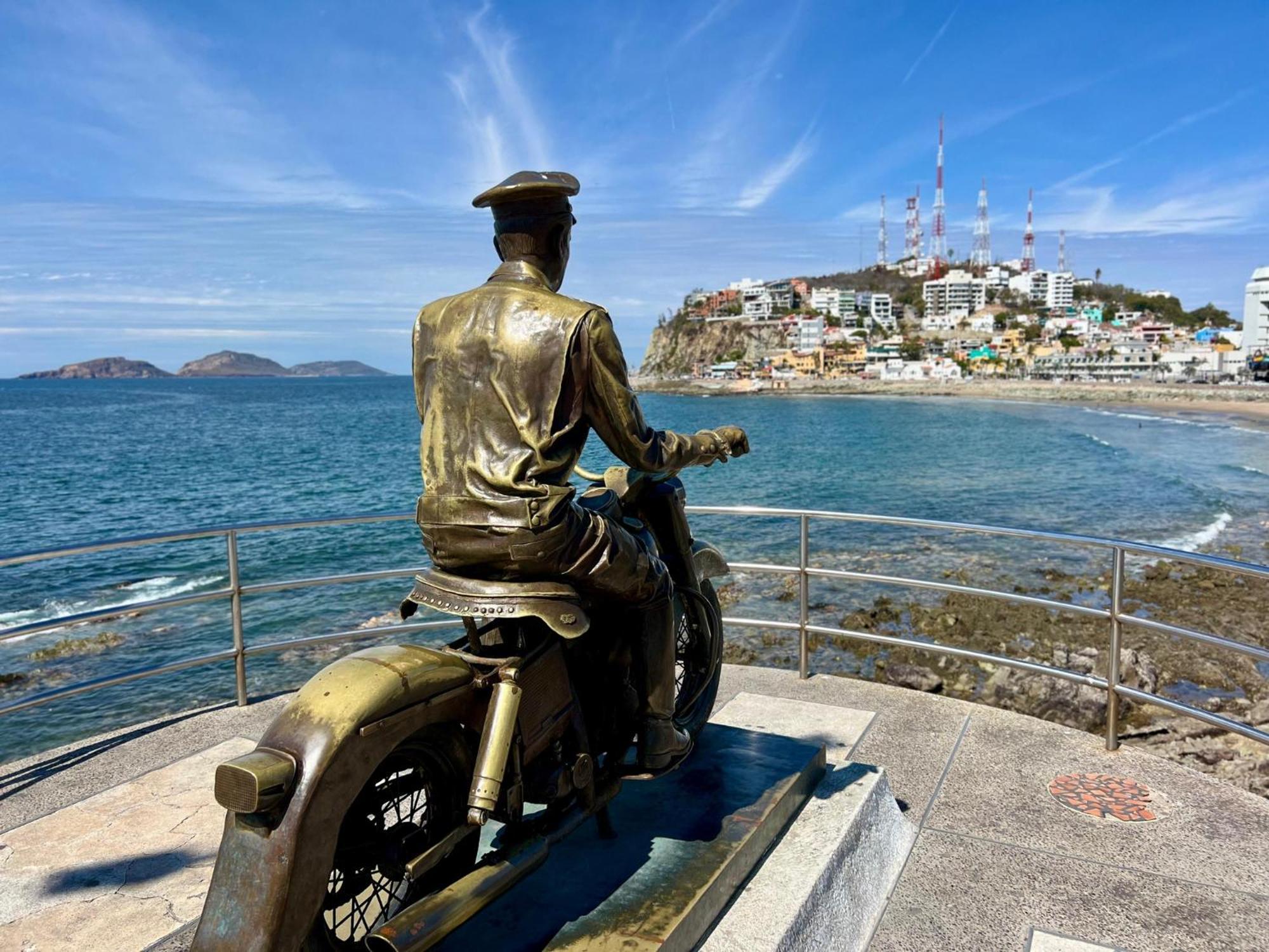 Hotel La Siesta Malecon Mazatlan Dış mekan fotoğraf