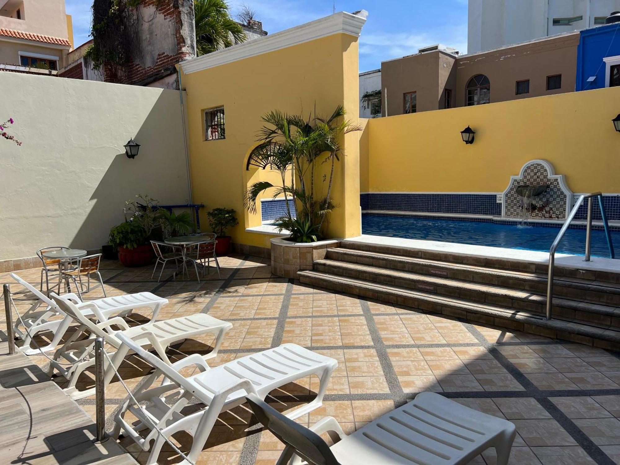 Hotel La Siesta Malecon Mazatlan Dış mekan fotoğraf