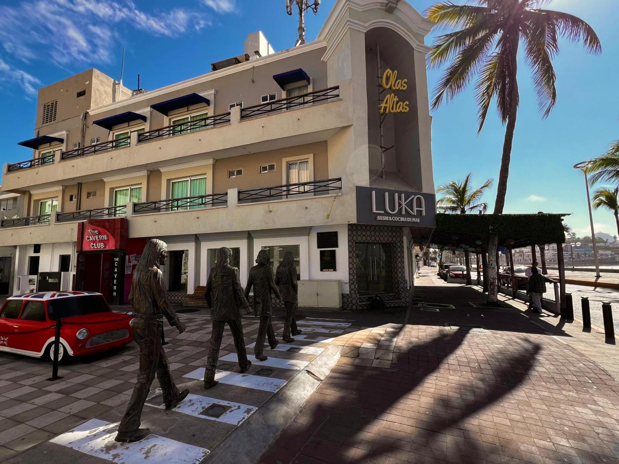 Hotel La Siesta Malecon Mazatlan Dış mekan fotoğraf