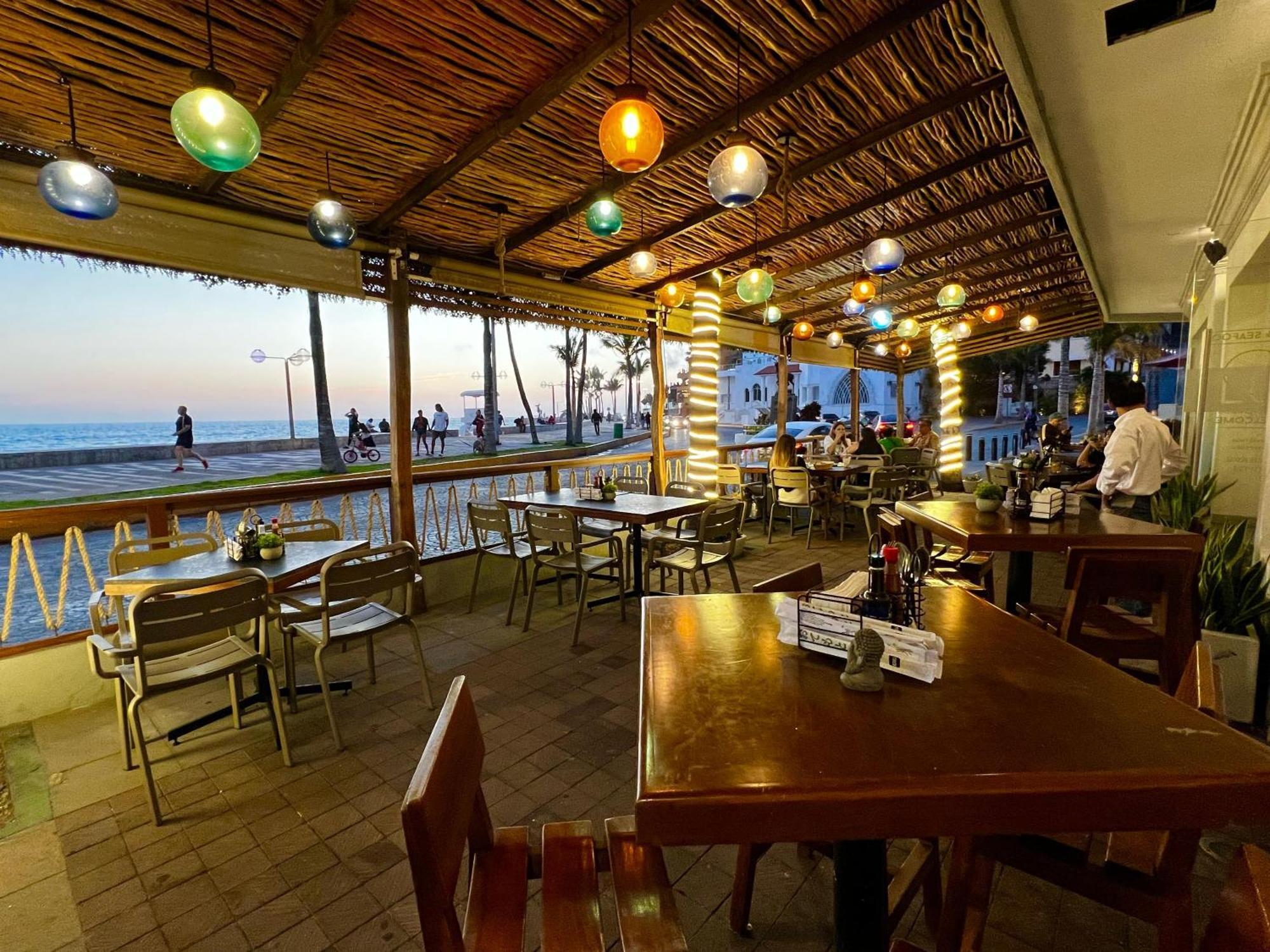 Hotel La Siesta Malecon Mazatlan Dış mekan fotoğraf