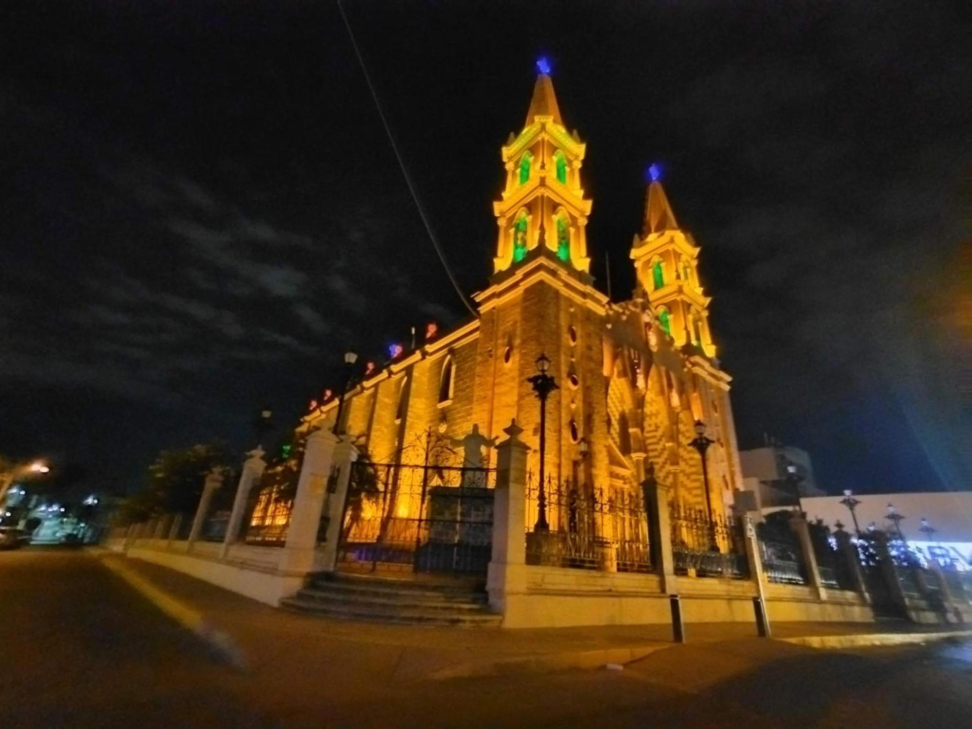 Hotel La Siesta Malecon Mazatlan Dış mekan fotoğraf
