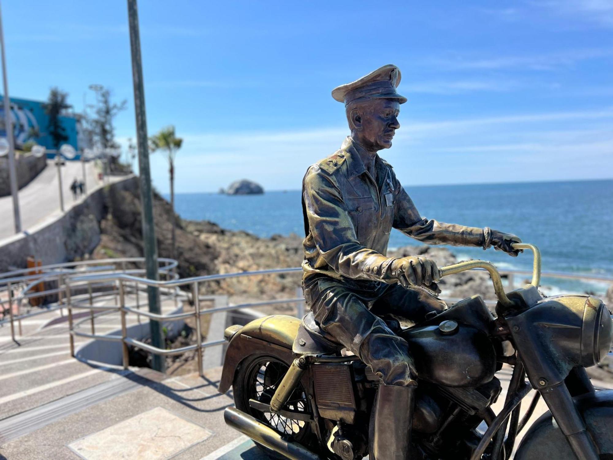 Hotel La Siesta Malecon Mazatlan Dış mekan fotoğraf