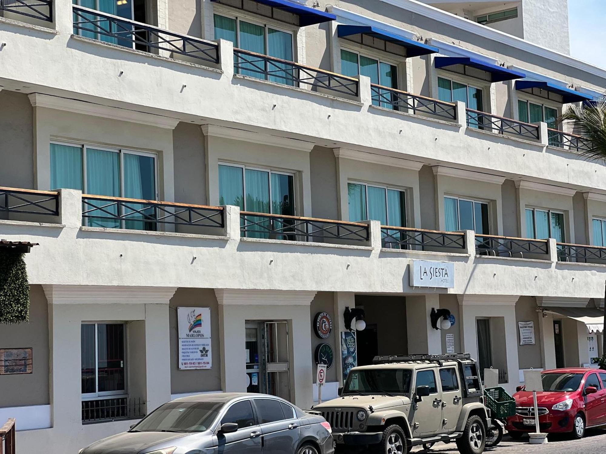 Hotel La Siesta Malecon Mazatlan Dış mekan fotoğraf