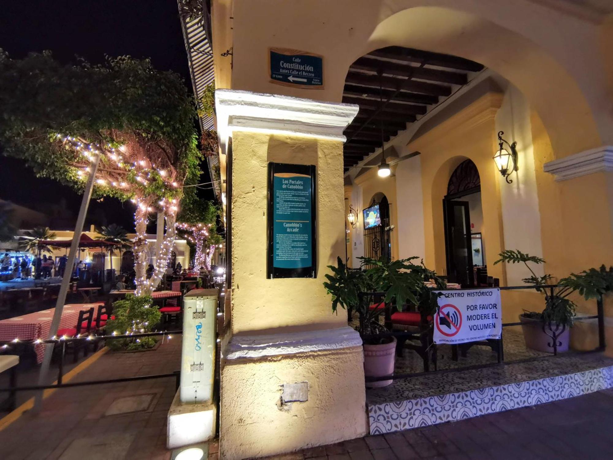 Hotel La Siesta Malecon Mazatlan Dış mekan fotoğraf