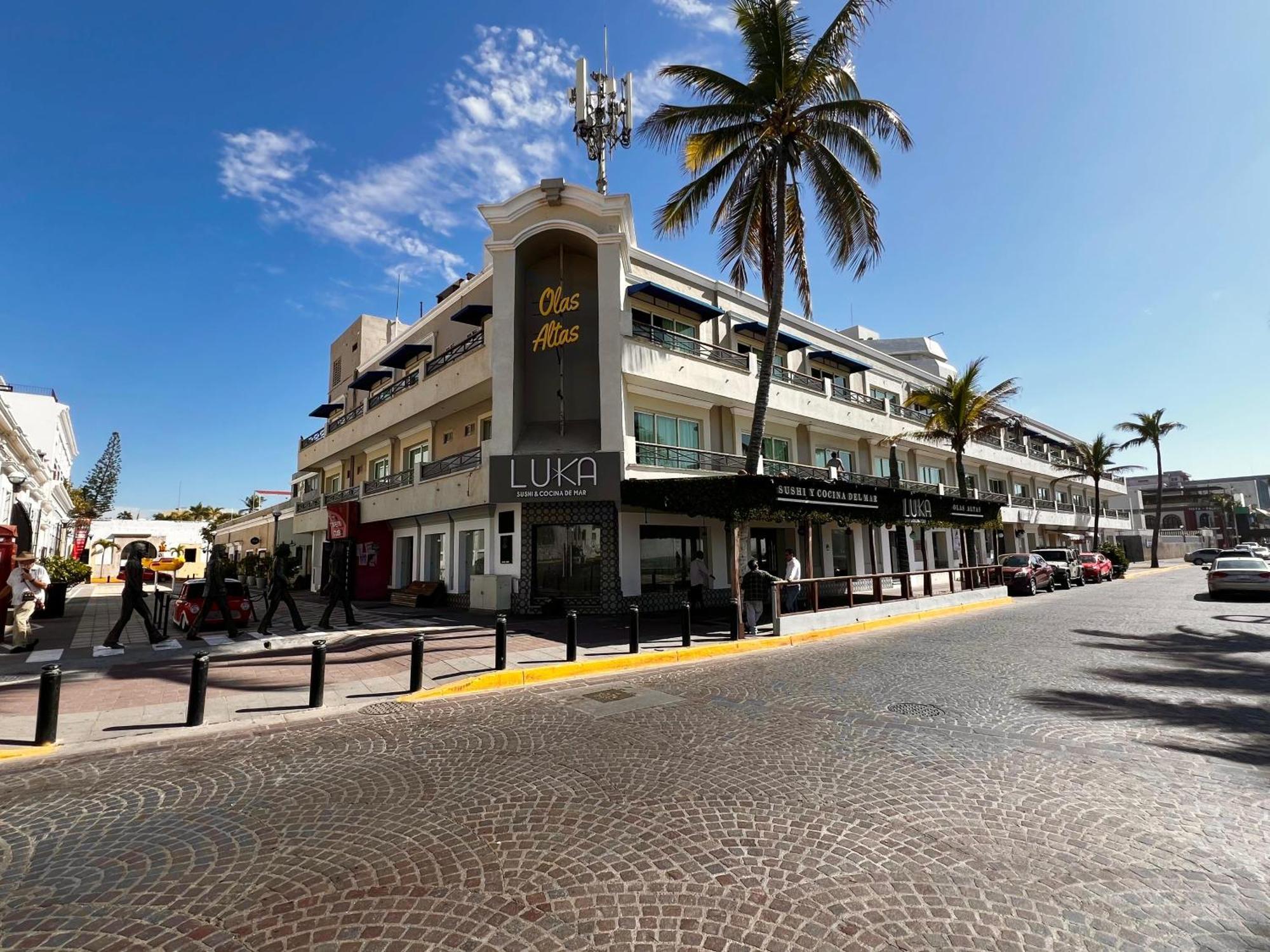 Hotel La Siesta Malecon Mazatlan Dış mekan fotoğraf