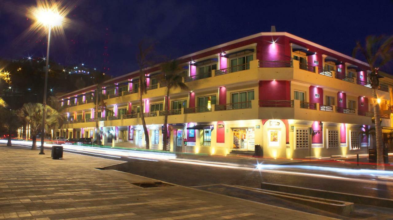 Hotel La Siesta Malecon Mazatlan Dış mekan fotoğraf
